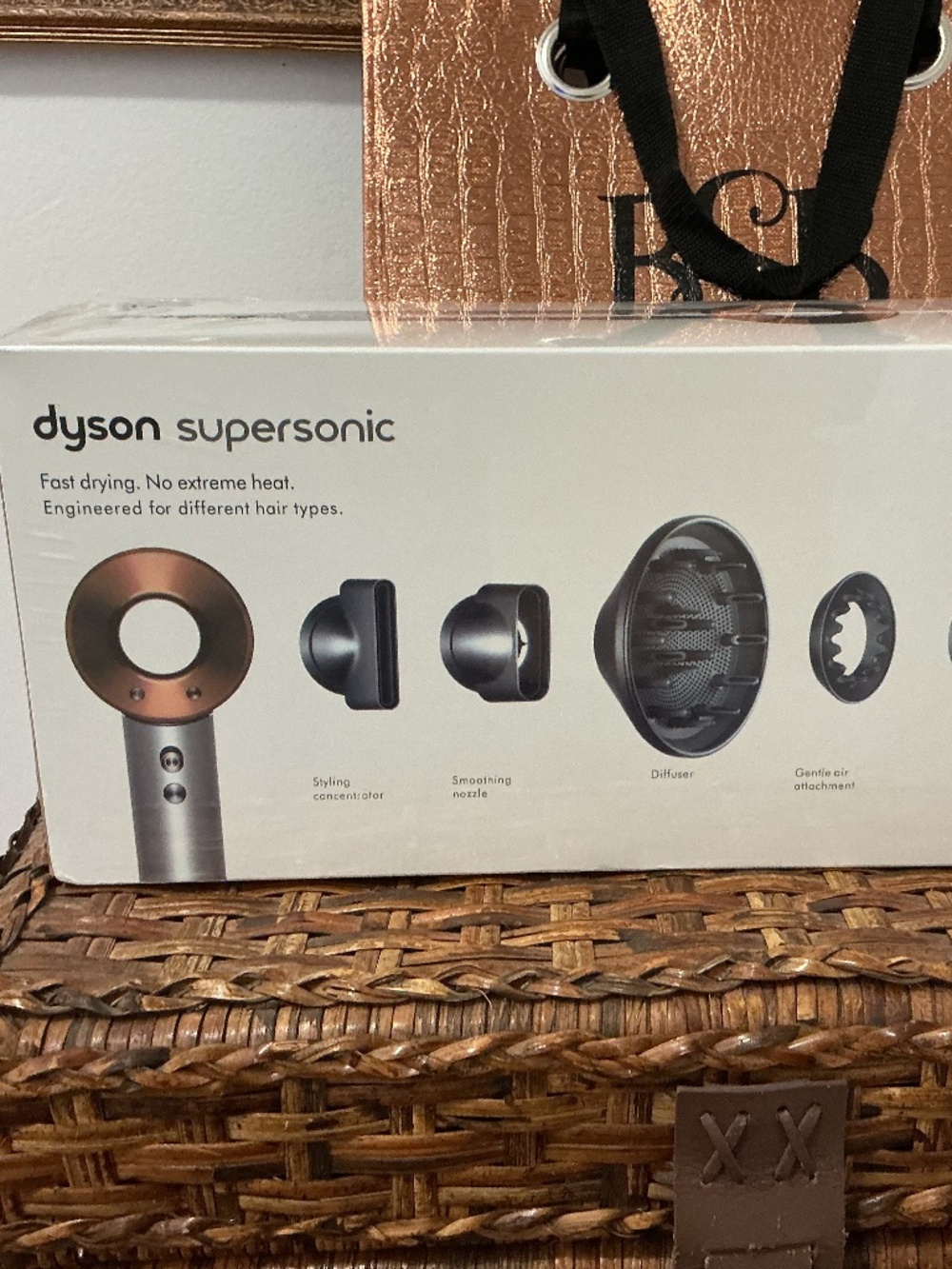 NEW SEALED Dyson Supersonic HD08 Hair Dryer + 5 Attachments